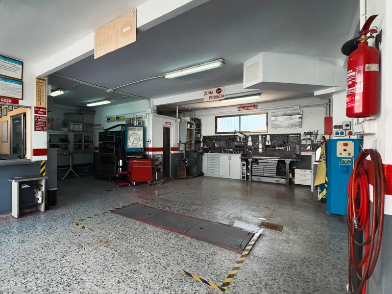 Local comercial en Benidorm, Costa Blanca — foto 20 de 27