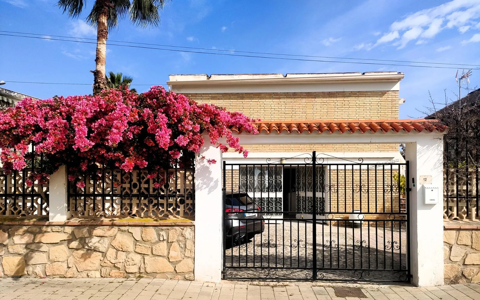 Villa mit 4 Schlafzimmern in Villajoyosa, Costa Blanca — Foto 1 von 30