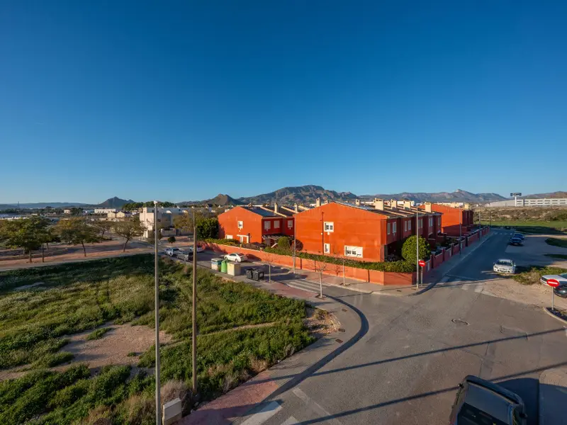 شقة de 3 dormitorios en Monforte del Cid, Costa Blanca — صورة 25 من 29