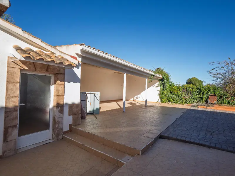 Villa with 3 bedrooms in Elche, Costa Blanca — photo 21 of 30