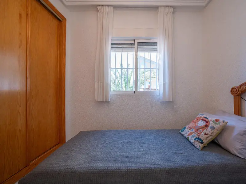Bungalow de 2 dormitorios en Desconocido, Costa Blanca — foto 22 de 30