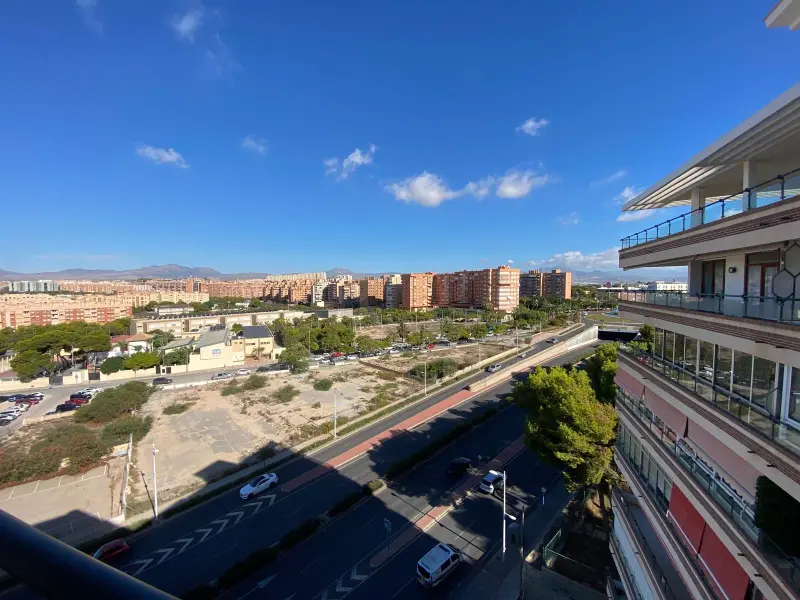 Apartamento de 4 dormitorios en Alicante, Costa Blanca — foto 2 de 30