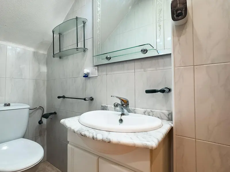 Bungalow de 3 dormitorios en Desconocido, Costa Blanca — foto 18 de 30