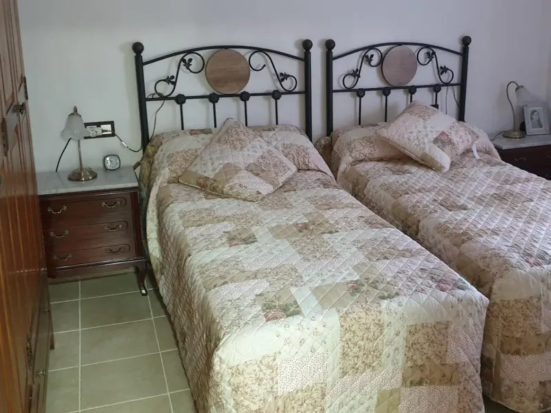Villa de 2 dormitorios en Aspe, Costa Blanca — foto 9 de 25