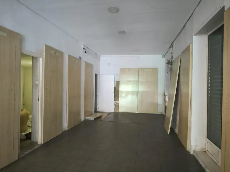 Gewerbe in Elche, Costa Blanca — Foto 12 von 17