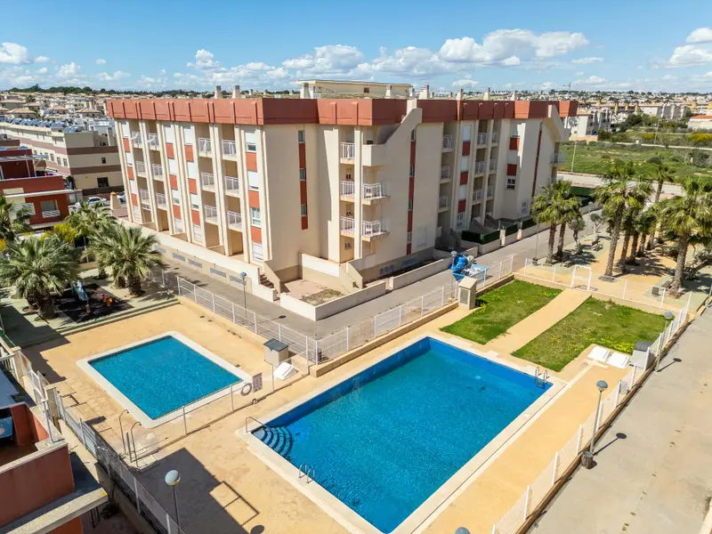 Wohnung mit 2 Schlafzimmern in Orihuela Costa, Costa Blanca — Foto 3 von 30