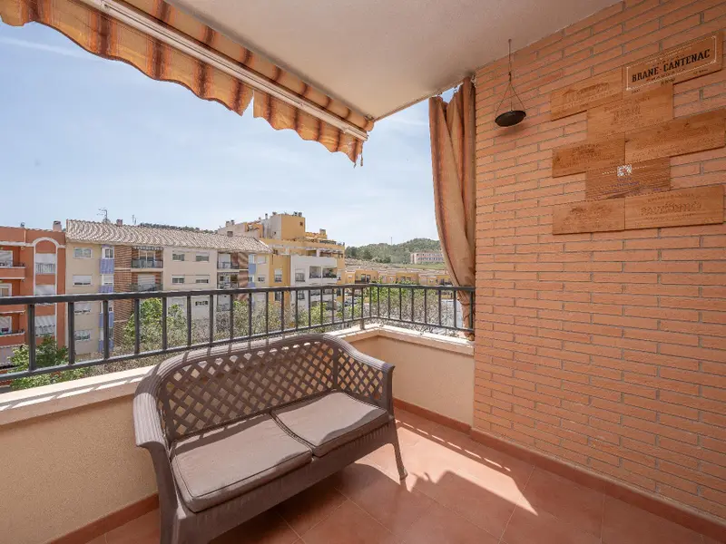 Apartamento de 3 dormitorios en Aspe, Costa Blanca — foto 2 de 27