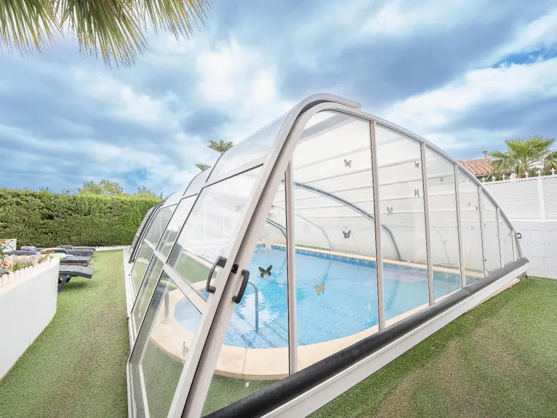 Villa de 5 dormitorios en La Nucía, Costa Blanca — foto 12 de 30