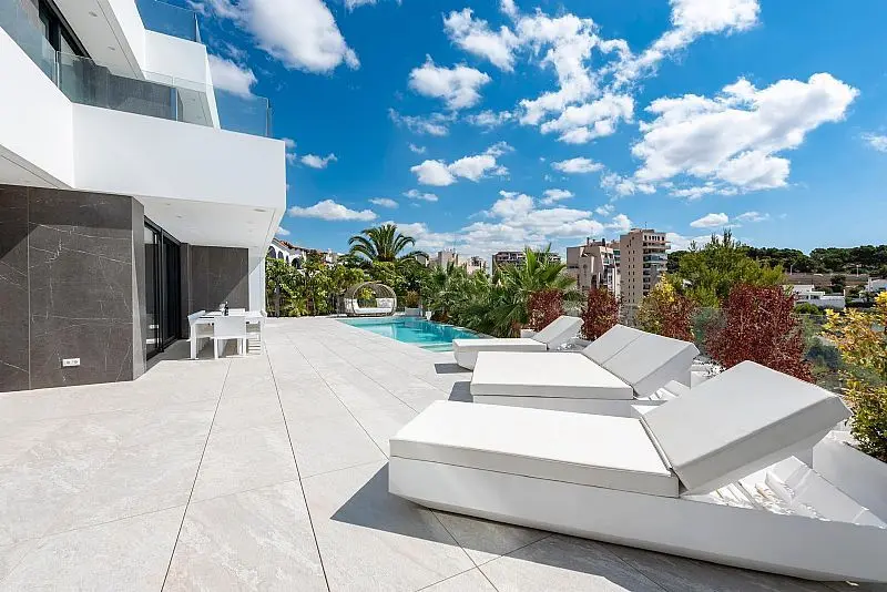 Villa de 4 dormitorios en Calpe, Costa Blanca — foto 6 de 30