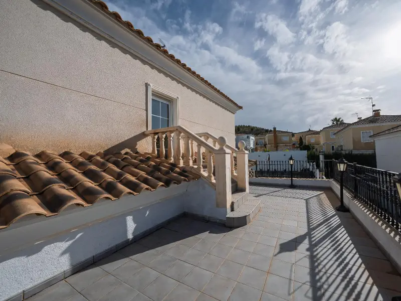 Villa de 5 dormitorios en Aspe, Costa Blanca — foto 15 de 30