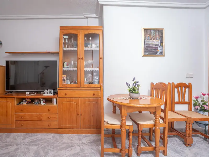 Apartamento de 2 dormitorios en Santa Pola, Costa Blanca — foto 9 de 23