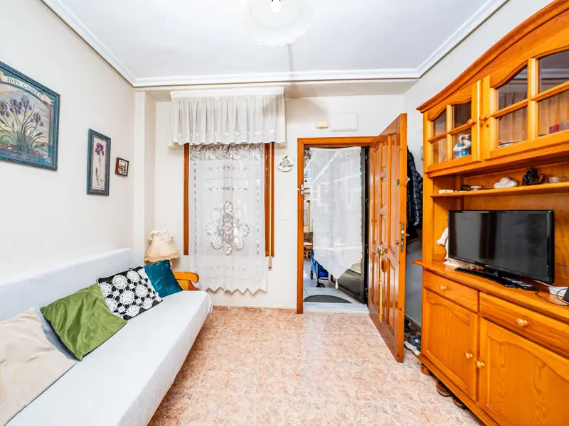 Bungalow with 1 bedrooms in Santa Pola, Costa Blanca — photo 7 of 30