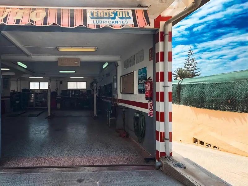Local comercial en Benidorm, Costa Blanca — foto 8 de 27