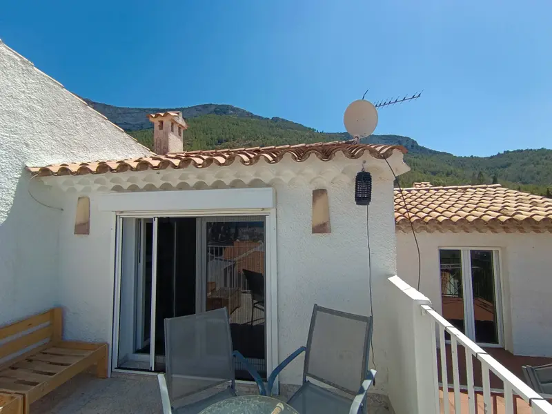 Reihenhaus mit 2 Schlafzimmern in Dénia, Costa Blanca — Foto 18 von 26