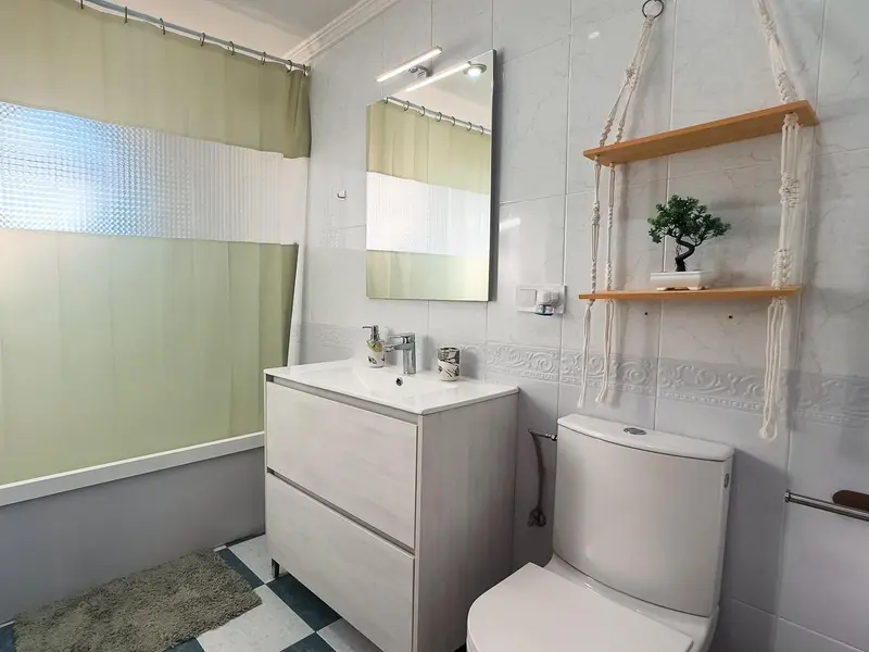 Bungalow de 3 dormitorios en Desconocido, Costa Blanca — foto 15 de 30