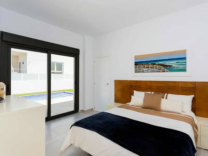 Villa de 3 dormitorios en Daya Nueva, Costa Blanca — foto 16 de 30