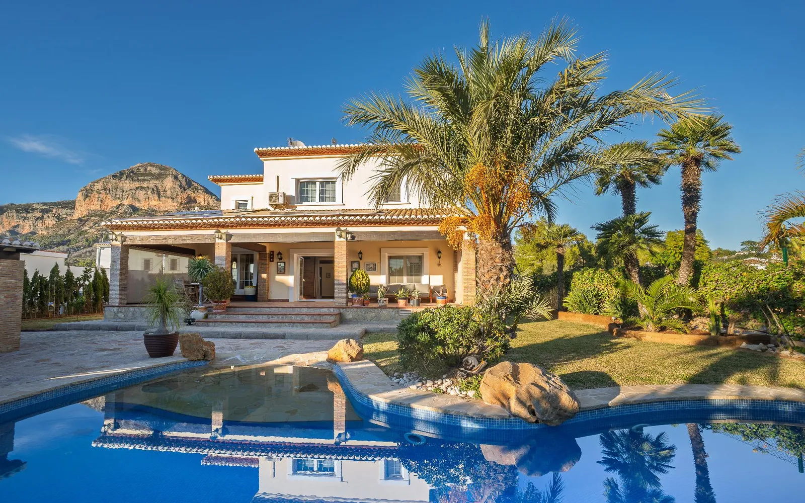 Villa met 3 slaapkamers in Jávea, Costa Blanca — foto 1 van 30