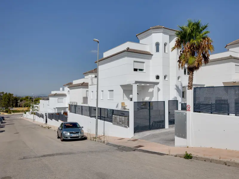 Villa with 3 bedrooms in San Fulgencio, Costa Blanca — photo 21 of 30