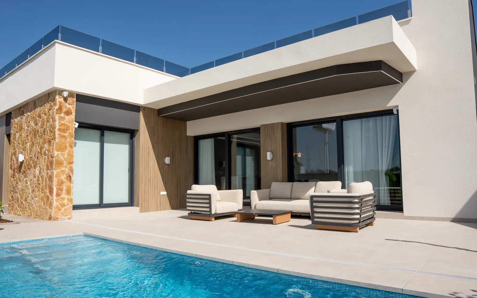 Chalet independiente de 3 dormitorios en Rojales, Costa Blanca — foto 1 de 1