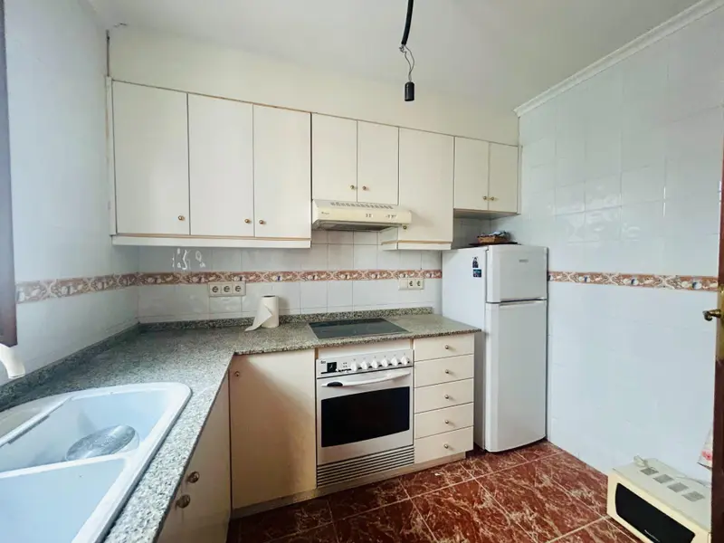 Villa mit 5 Schlafzimmern in Oliva, Costa Blanca — Foto 2 von 10