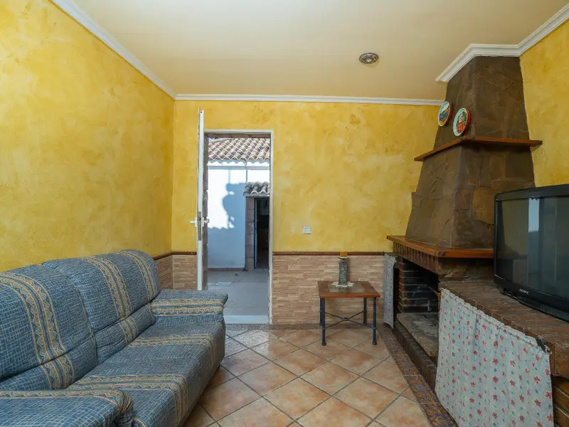 Villa with 3 bedrooms in Elche, Costa Blanca — photo 18 of 30