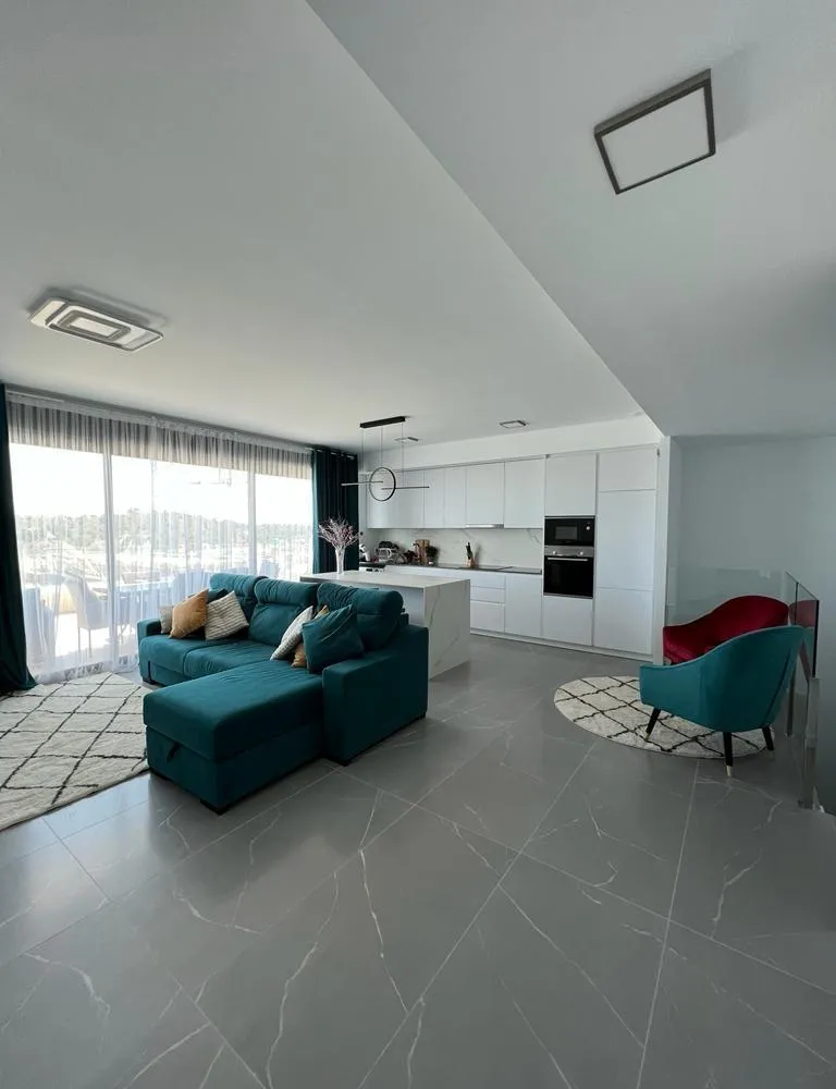 Apartamento de 2 dormitorios en Finestrat, Costa Blanca — foto 1 de 13
