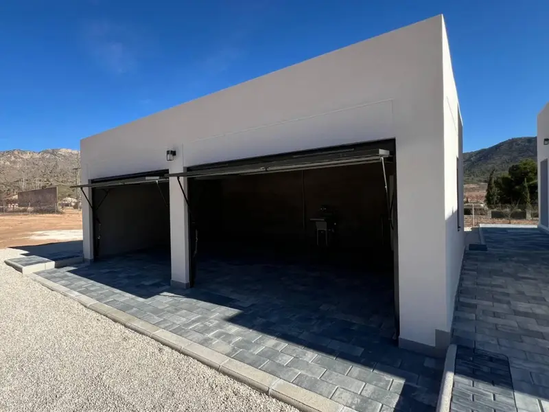 Villa de 3 dormitorios en Hondón de las Nieves, Costa Blanca — foto 5 de 29