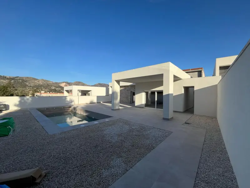 Villa de 3 dormitorios en La Romana, Costa Blanca — foto 19 de 30