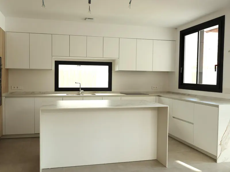 Villa de 4 dormitorios en Albir, Costa Blanca — foto 16 de 30