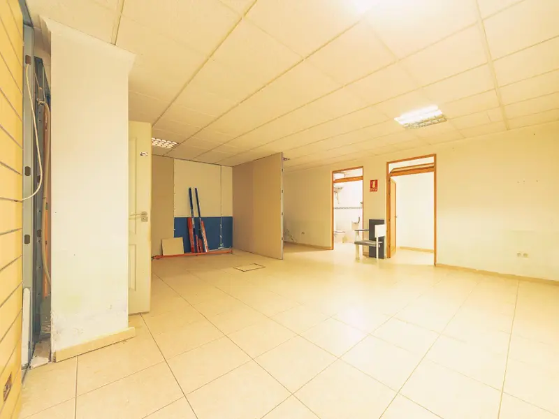Local comercial en Dénia, Costa Blanca — foto 11 de 15