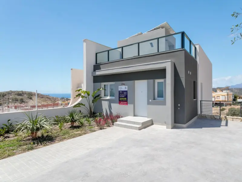 Villa de 4 dormitorios en Finestrat, Costa Blanca — foto 19 de 27