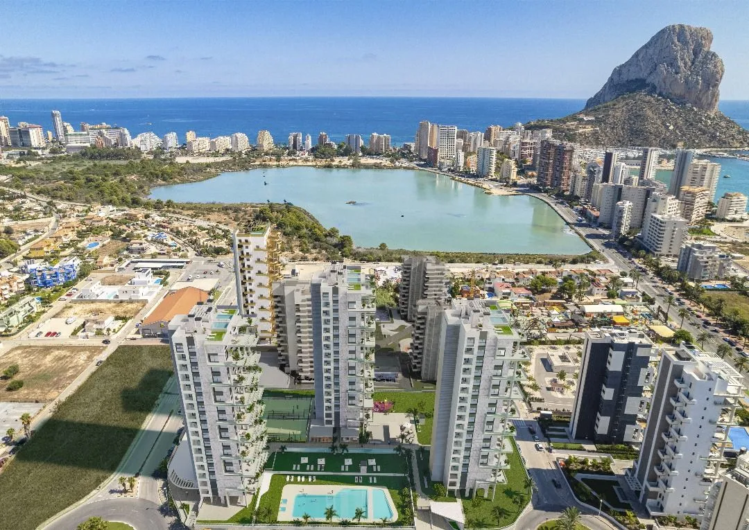 Apartamento de 3 dormitorios en Calpe, Costa Blanca — foto 1 de 30