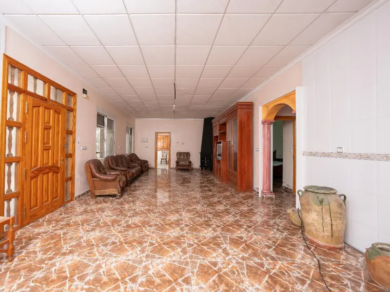Commercial with 3 bedrooms in Crevillent, Costa Blanca — photo 12 of 29