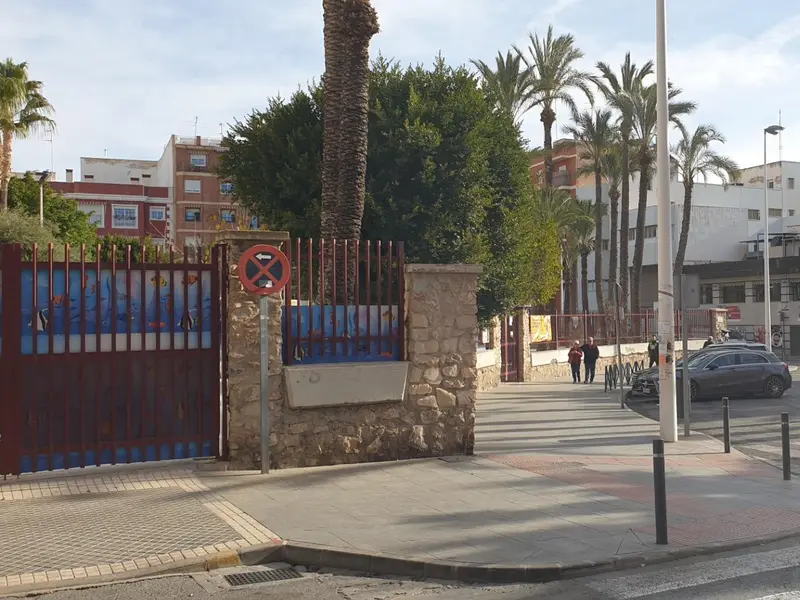Комерційне приміщення у Elche, Коста-Бланка — фото 8 з 9