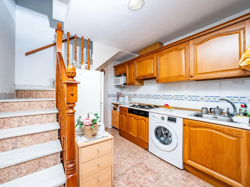 Bungalow with 1 bedrooms in Santa Pola, Costa Blanca — photo 4 of 30