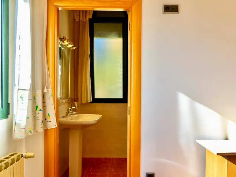 Casa de campo de 5 dormitorios en Desconocido, Costa Blanca — foto 27 de 30