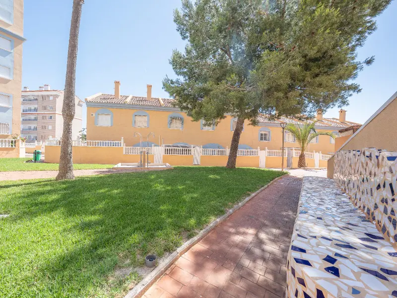 Bungalow de 2 dormitorios en Desconocido, Costa Blanca — foto 19 de 30