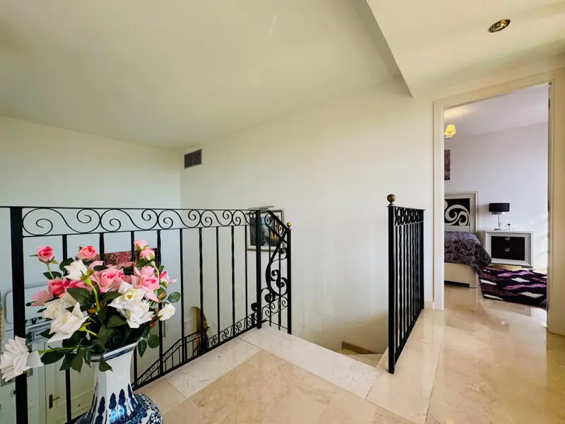 Villa de 4 dormitorios en Finestrat, Costa Blanca — foto 19 de 30