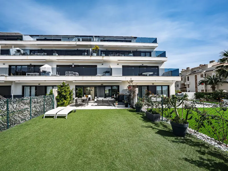 Apartment with 3 bedrooms in Finestrat, Costa Blanca — photo 25 of 30