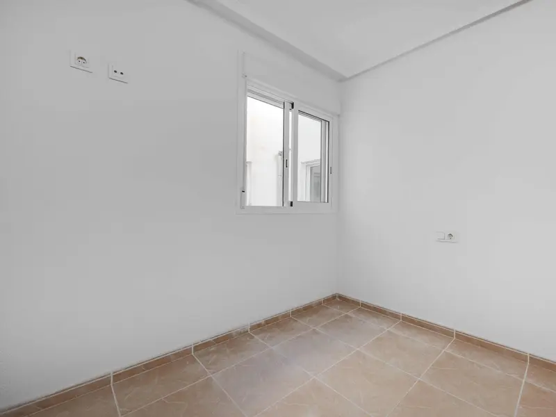 Wohnung mit 1 Schlafzimmern in San Fulgencio, Costa Blanca — Foto 27 von 30