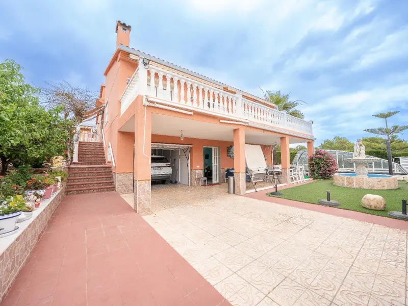 Villa de 5 dormitorios en La Nucía, Costa Blanca — foto 8 de 30