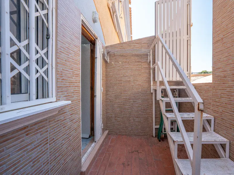 Bungalow de 2 dormitorios en Desconocido, Costa Blanca — foto 16 de 30