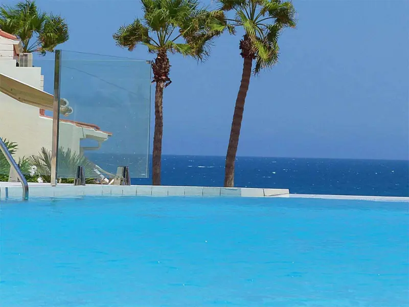 Villa de 5 dormitorios en Desconocido, Costa Blanca — foto 13 de 20