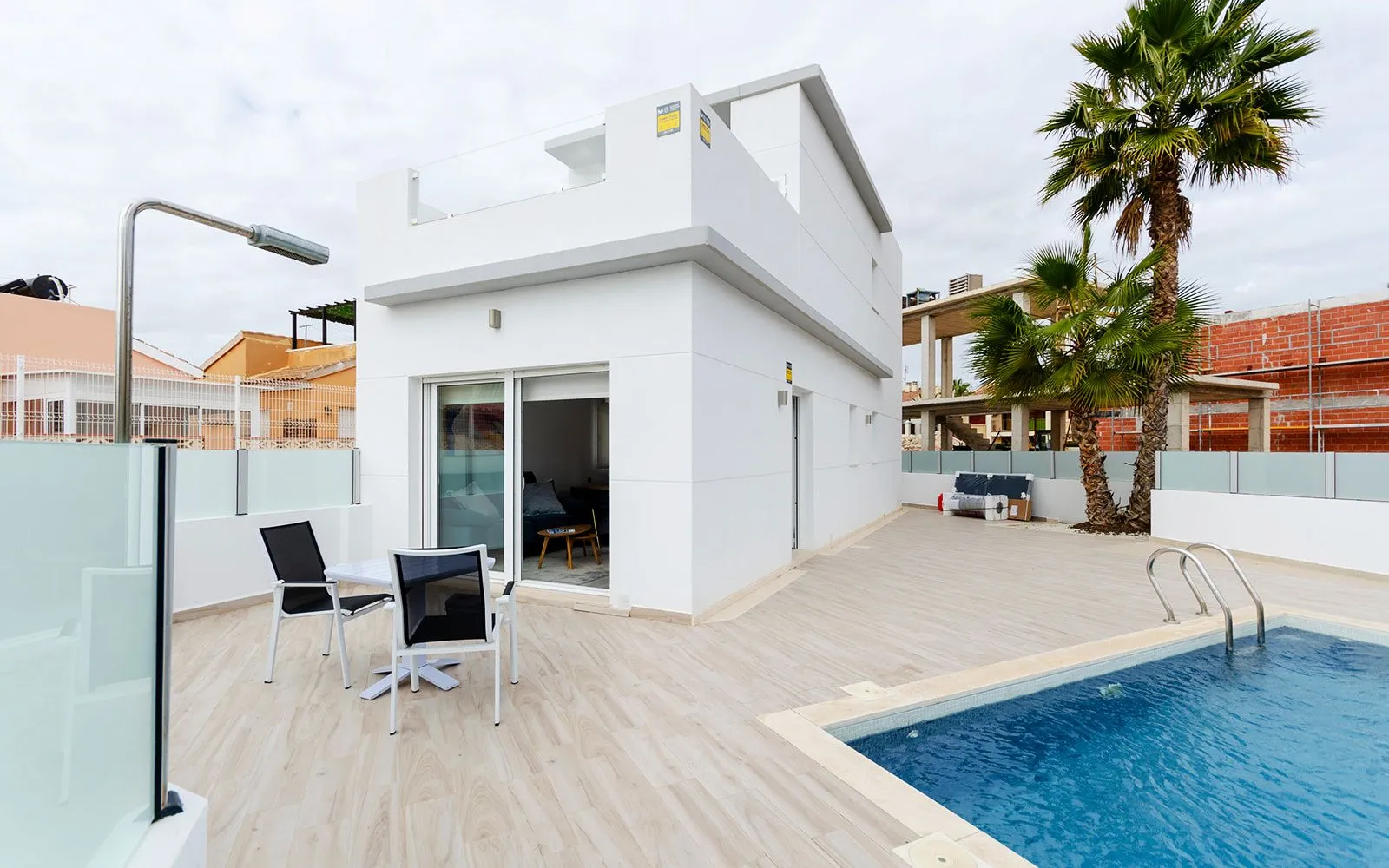 Terreno de 3 dormitorios en Torrevieja, Costa Blanca — foto 1 de 30