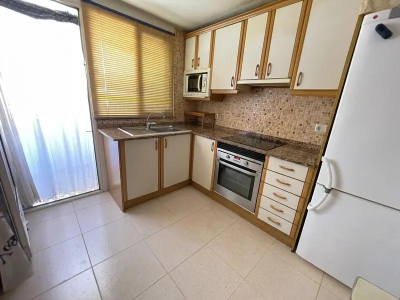Apartamento de 3 dormitorios en Desconocido, Costa Blanca — foto 18 de 21