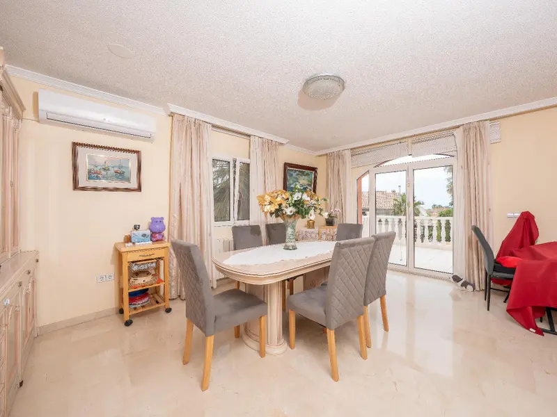 Villa de 5 dormitorios en La Nucía, Costa Blanca — foto 3 de 30