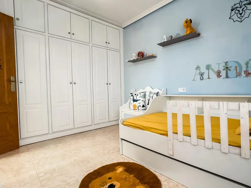 Bungalow de 3 dormitorios en Desconocido, Costa Blanca — foto 11 de 30