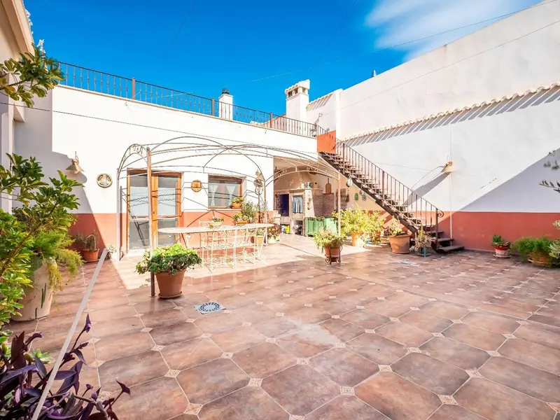 Villa de 5 dormitorios en Pinoso, Costa Blanca — foto 20 de 30