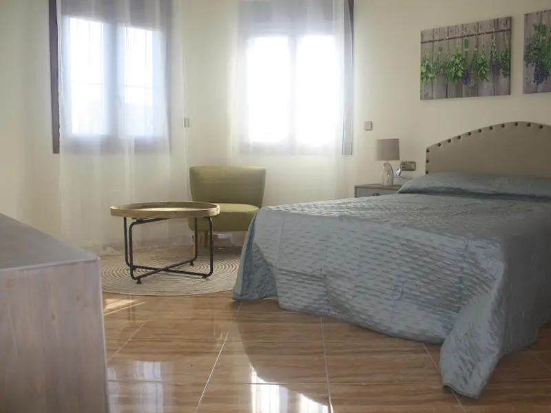 Villa de 3 dormitorios en Torrevieja, Costa Blanca — foto 3 de 26
