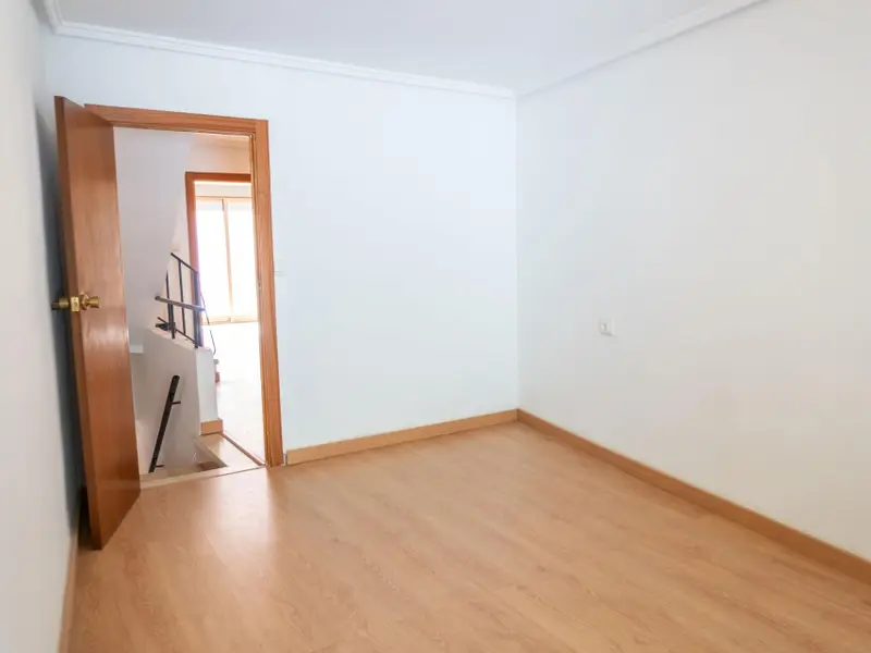 Villa de 4 dormitorios en Desconocido, Costa Blanca — foto 20 de 30